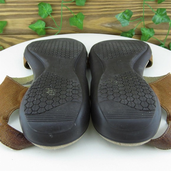 Trotters Women Sport Sandals Shoes Brown Leather Hook &‎ Loop Size 8 Medium - Picture 5 of 6
